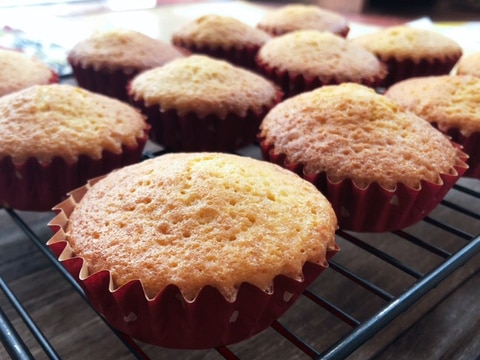 混ぜて焼くだけ!簡単マドレーヌ